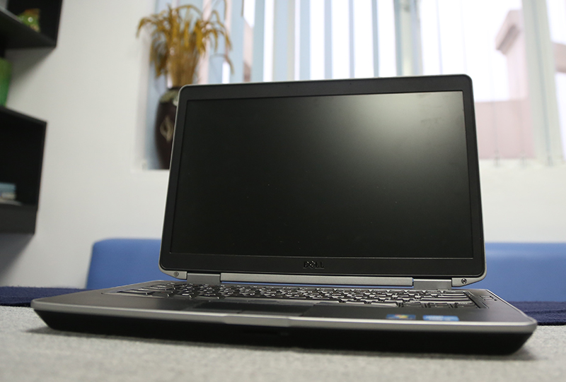Laptop Dell Latitude E6530 cũ (i5 3320M, 4GB, 250GB, 15.6 inch, Intel HD Graphics 4000)